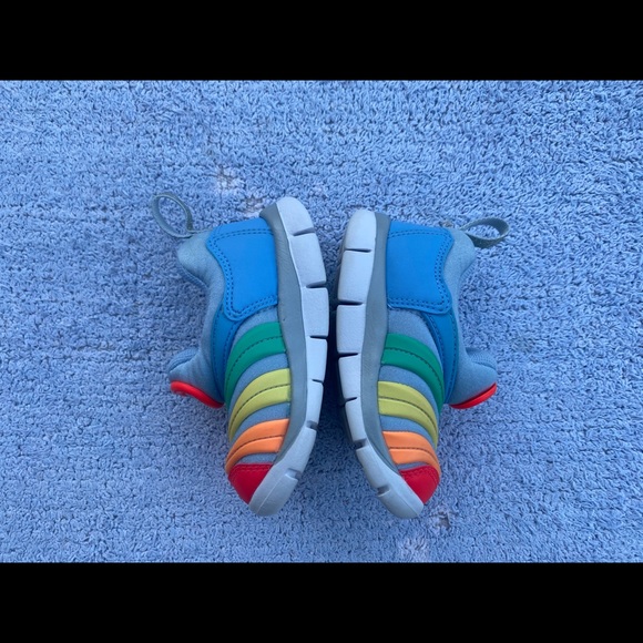 nike dynamo rainbow